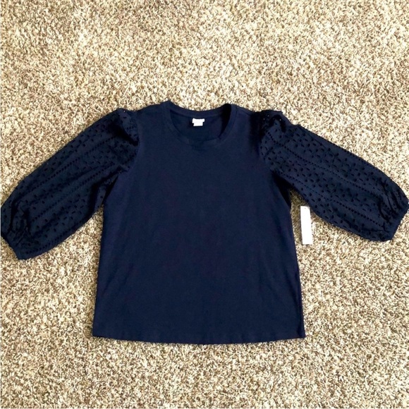 Chico’s Eyelet Puff Sleeve Knit Top | Classic Navy | Size 1 (M)- NWT - Picture 1 of 4